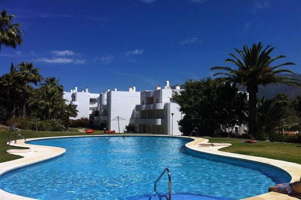 Apartamento Estepona Golf Exterior foto
